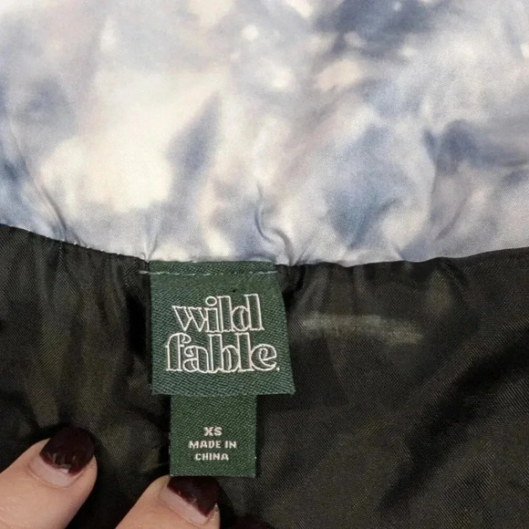 Wild Fable Blue/White Puffer Jacket, Size XS - Picture 5 of 5
